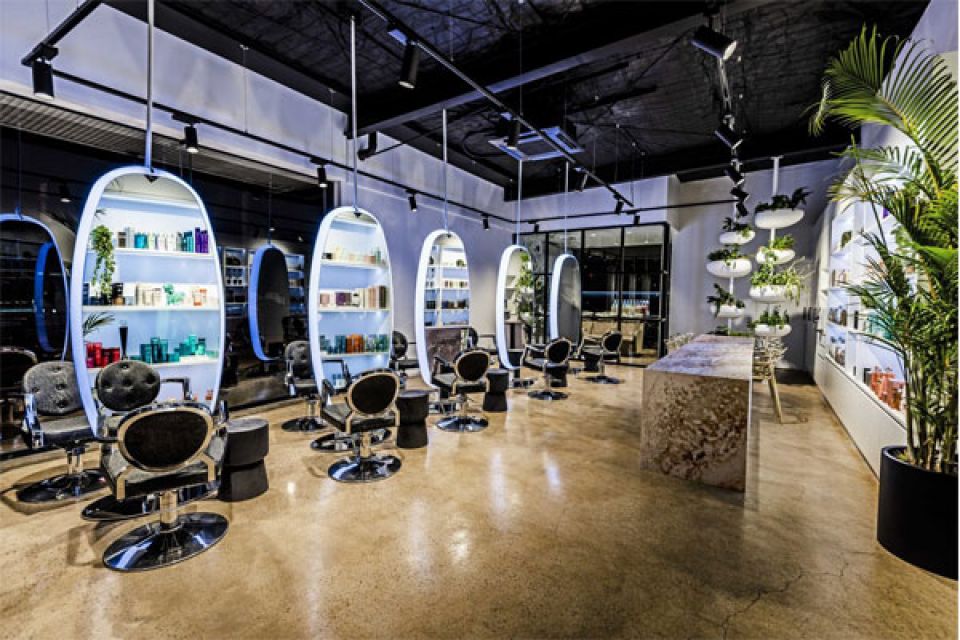 Kinky Curly Straight – Hair Expo 2019 Best Salon Design